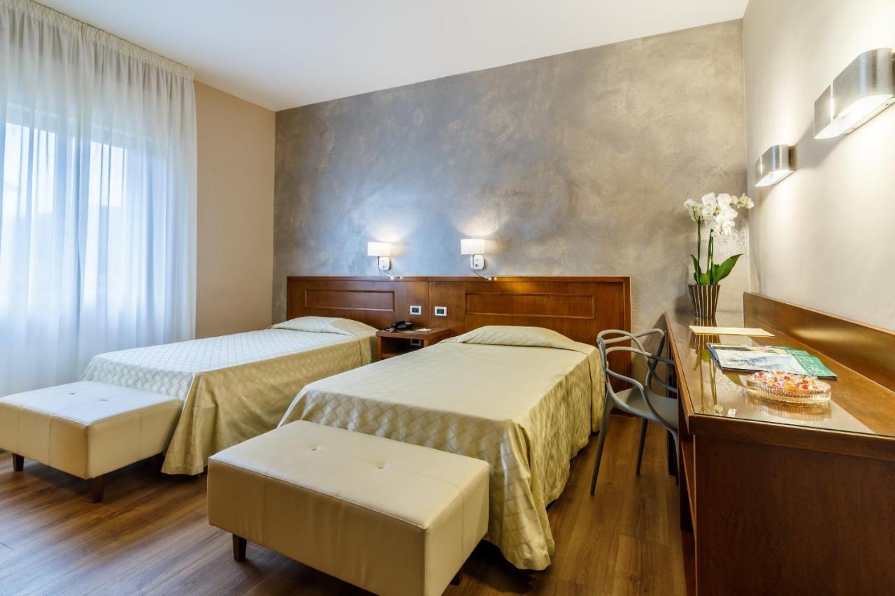 Hotel Villa Delle Rose Pescia Exterior foto